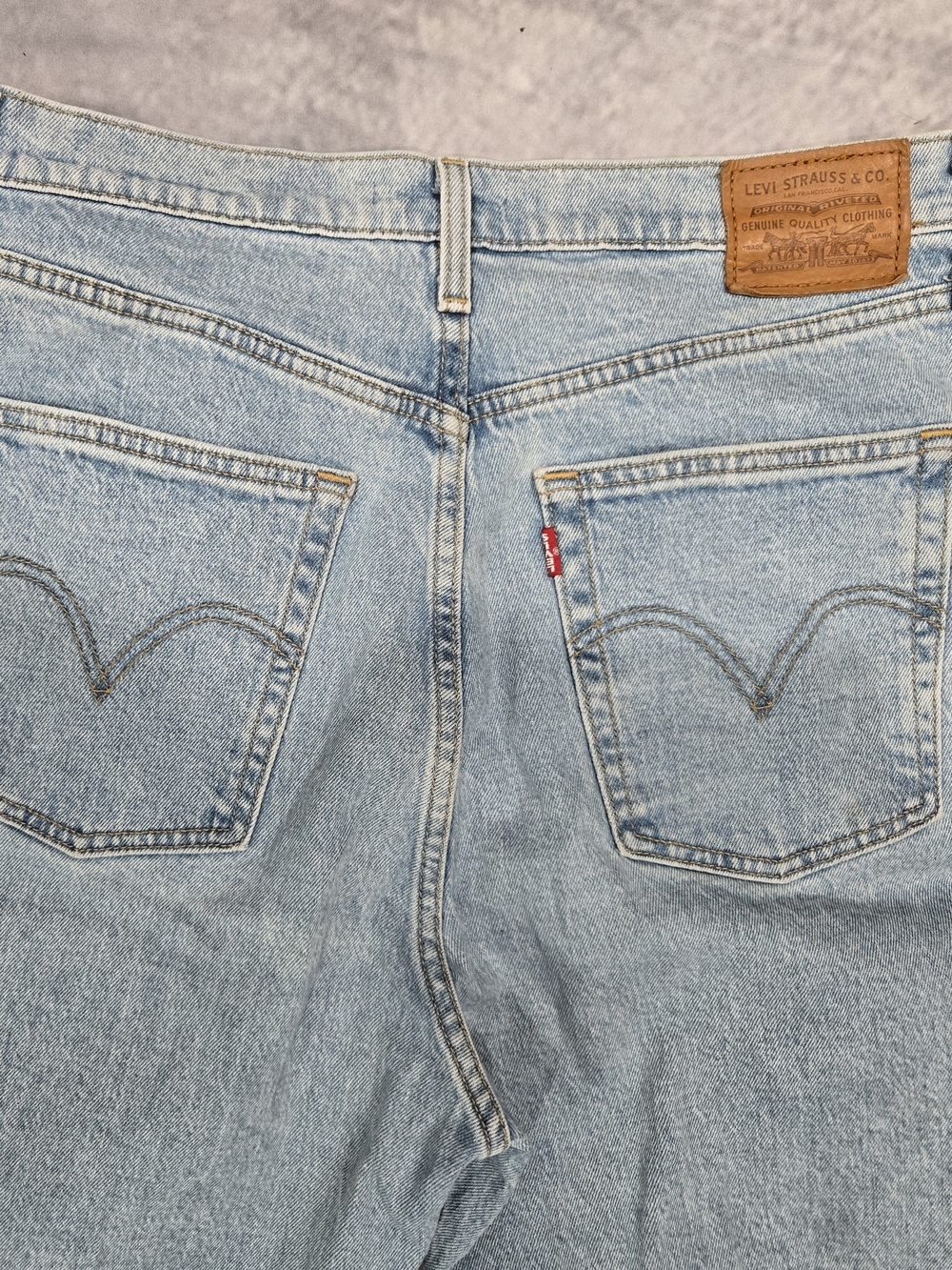 Signature by Levi Strauss Light Blue High-Waist Wide Leg Jeans - Picture 4 of 7